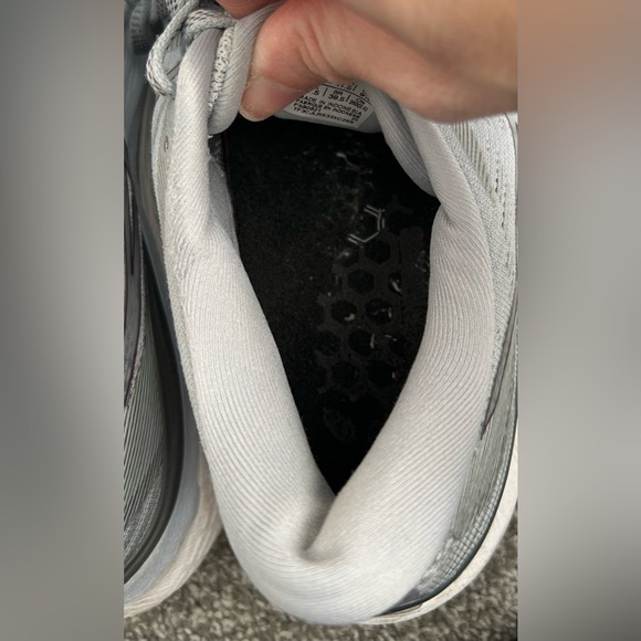 ASICS Gel Kayano 28 Running Shoes | Women’s Size 9.5 - Picture 12 of 12